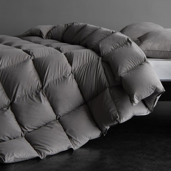 Elegant Gray Lightweight Down Feather Comforter King Size - Cloud-Like Feel